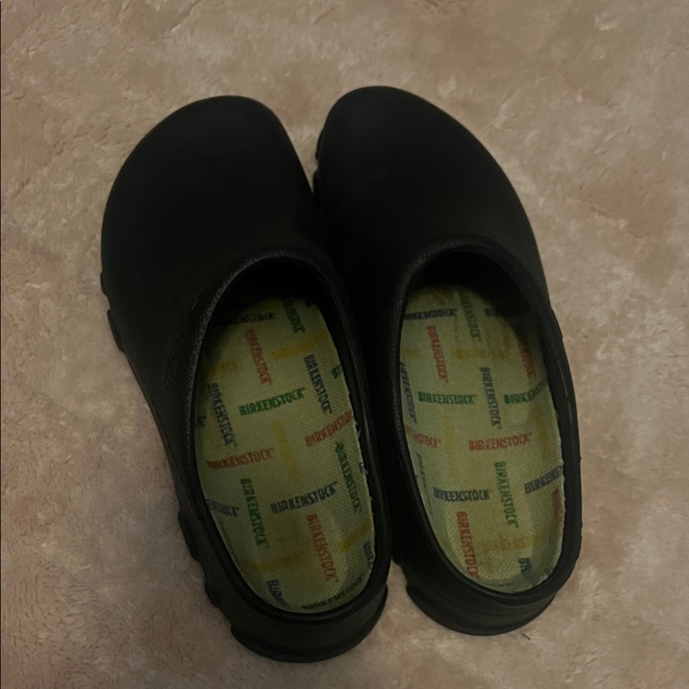 Birkenstock women’s Black Clog Shoes